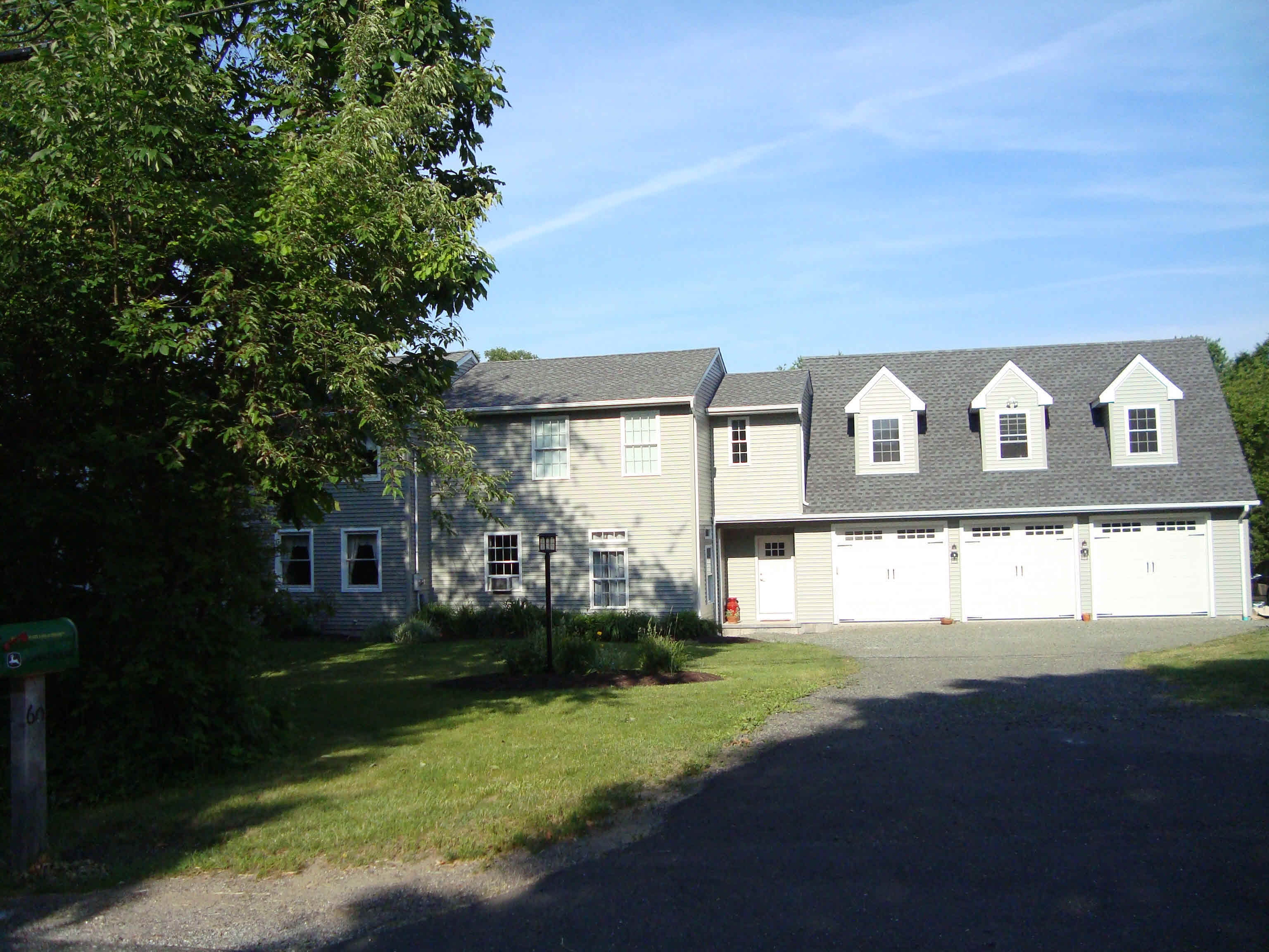 Building photograph for 60 NONNEWAUG RD